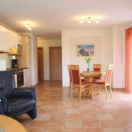Apartment Haus Neptun 01 *